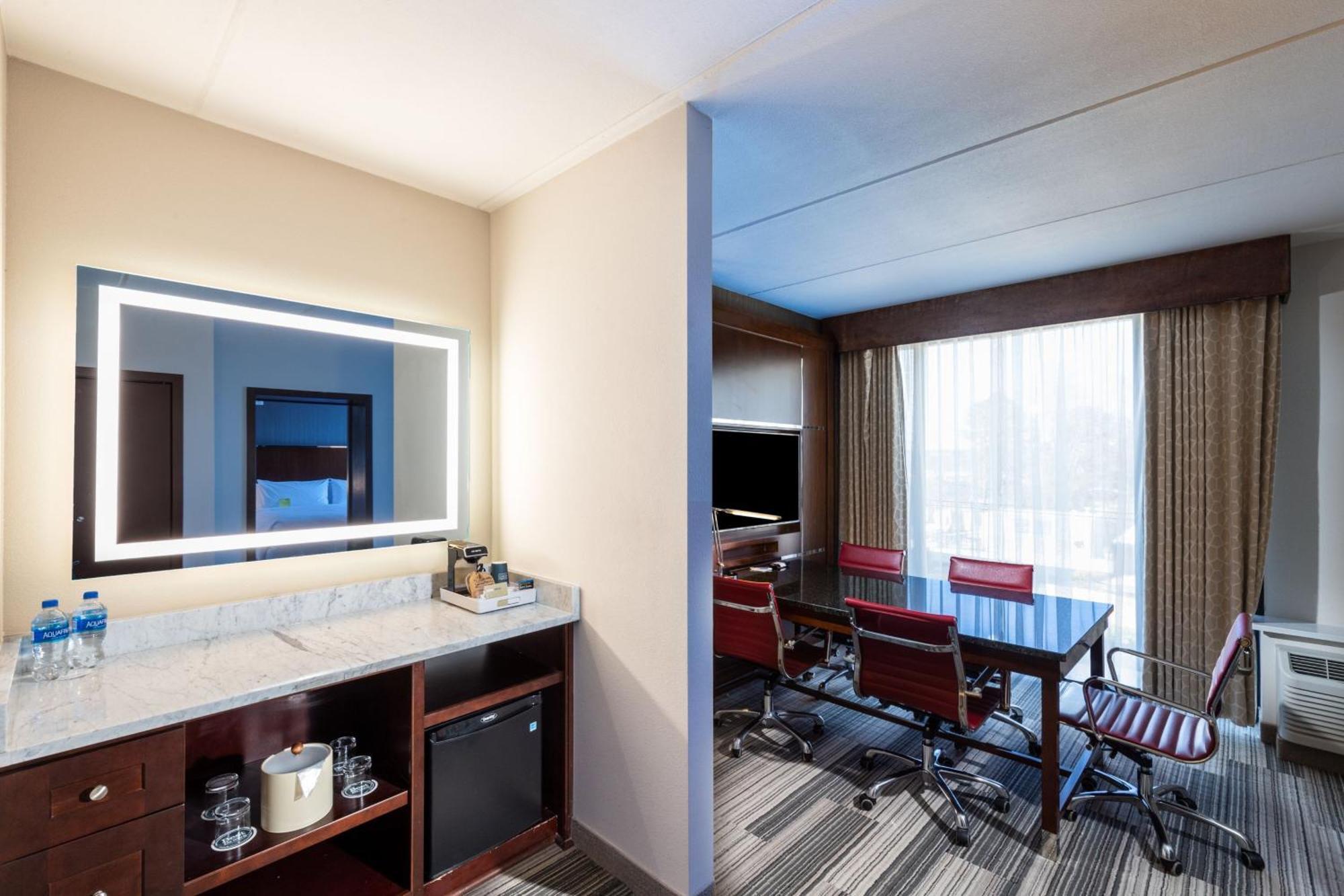 Four Points By Sheraton Atlanta Airport West College Park Екстер'єр фото